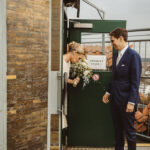 Leonie und Sven vor dem Wasserturm Lüneburg